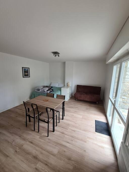 50M De La Plage: Studio Au Coeur Du Centre ! Lejlighed Saint-Cast-le-Guildo Eksteriør billede